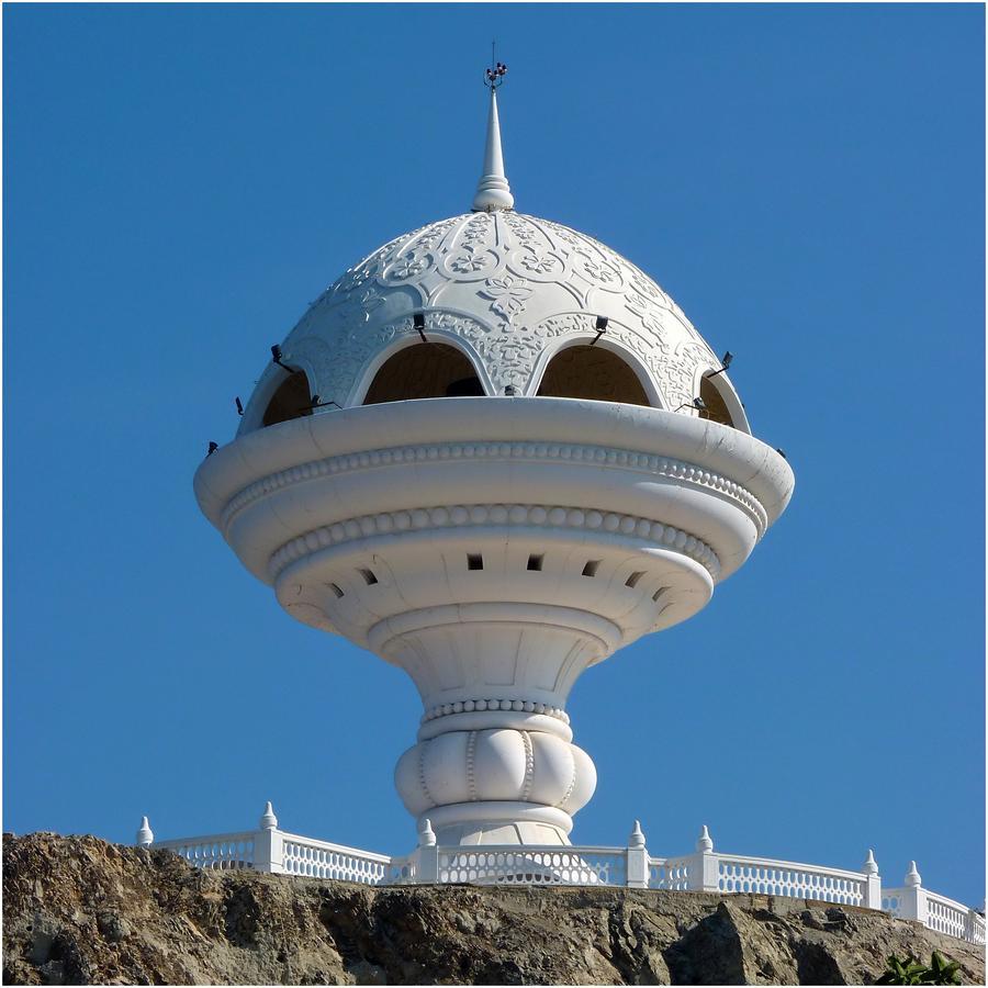 Mutrah Hotel